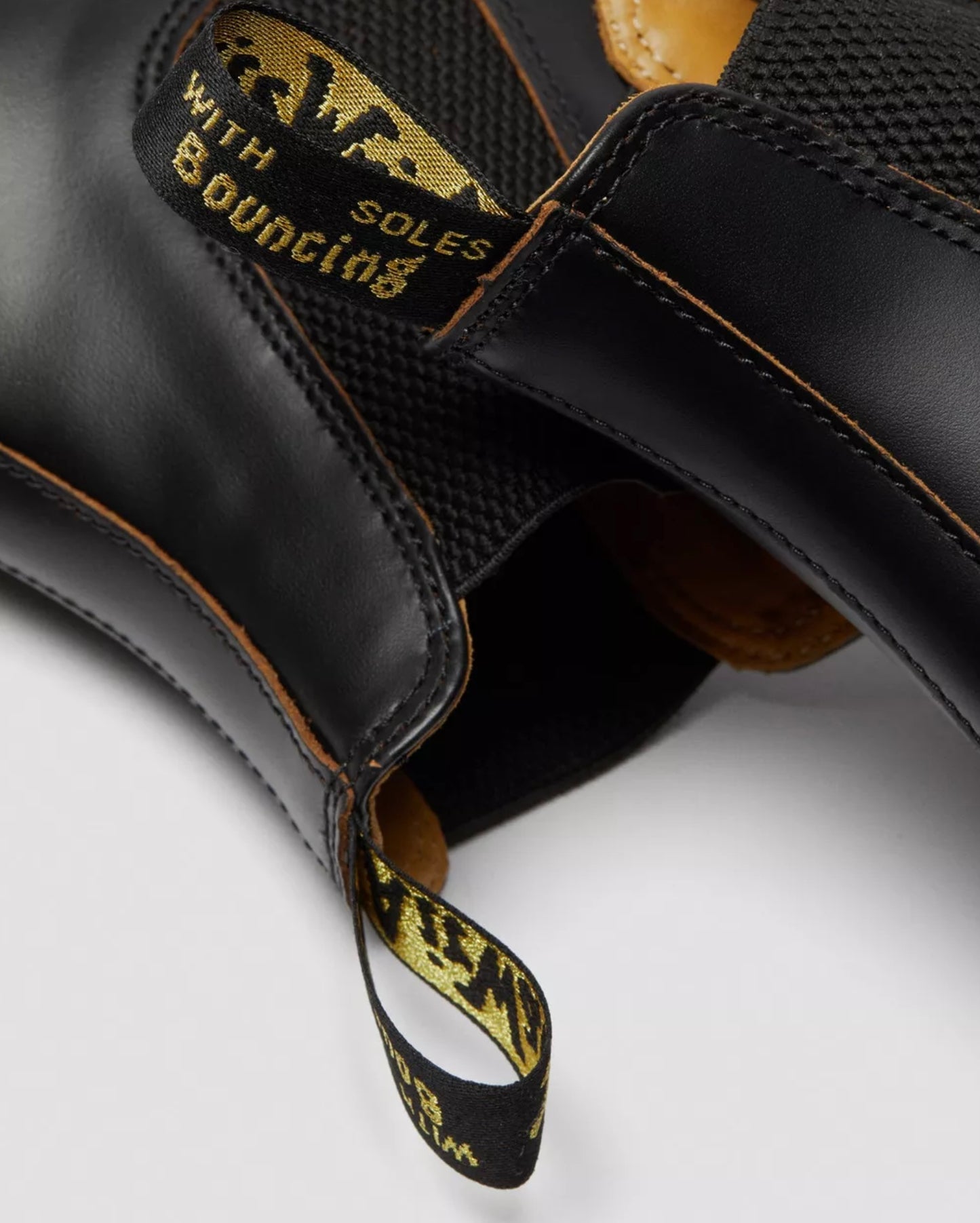 Dr. Martens Made in England 2976 Chelsea Boot