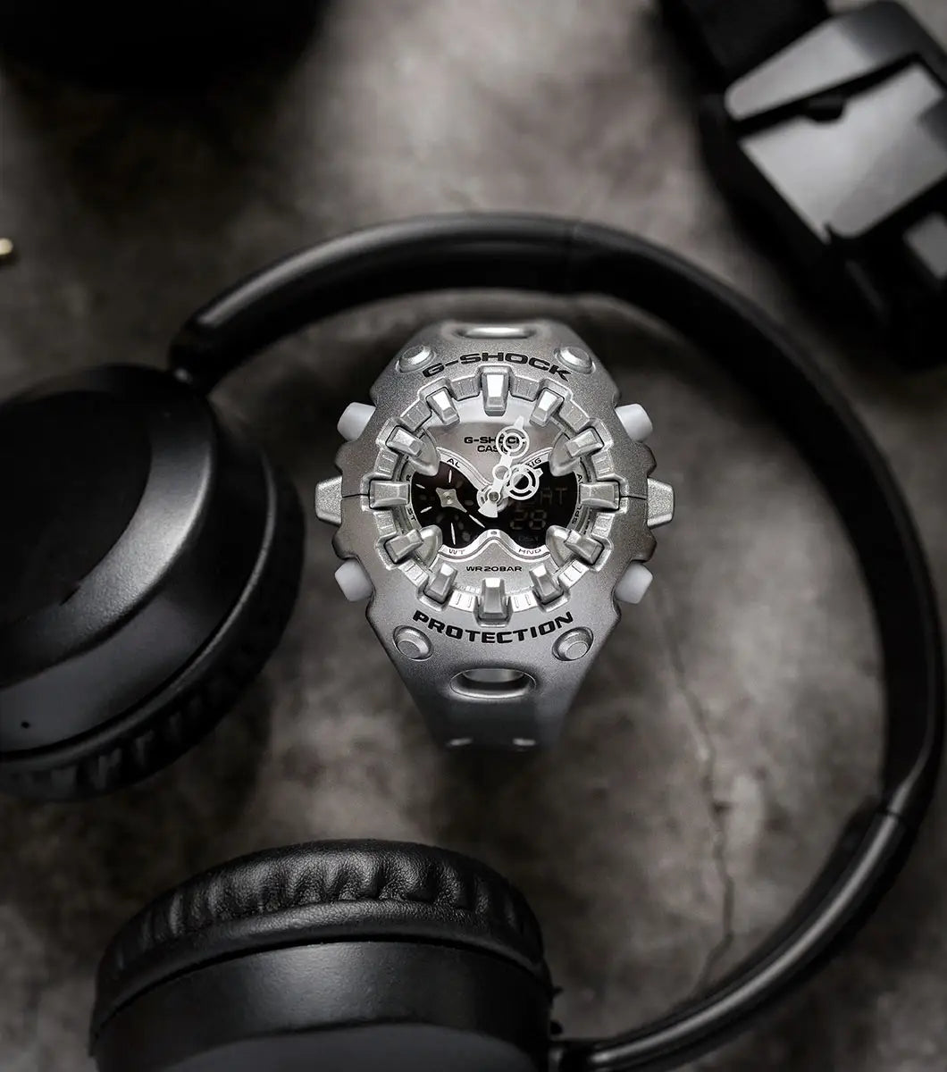 CASIO G-SHOCK GA-V01A-8AER