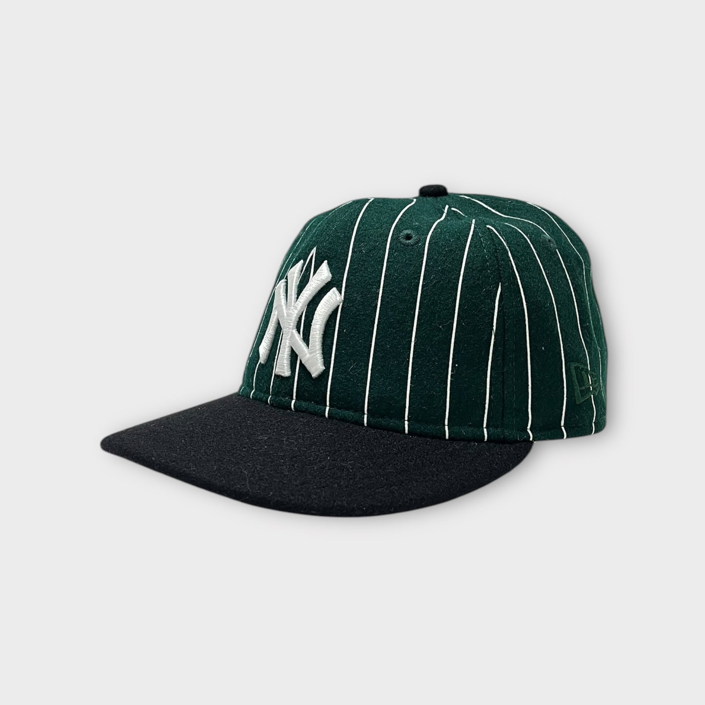 Wool New Era x New York Yankees 9FIFTY Retro Melton Pinstripe Strapback Green/ Black