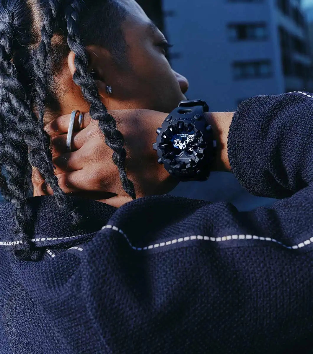 CASIO G-SHOCK GA-V01-1AER