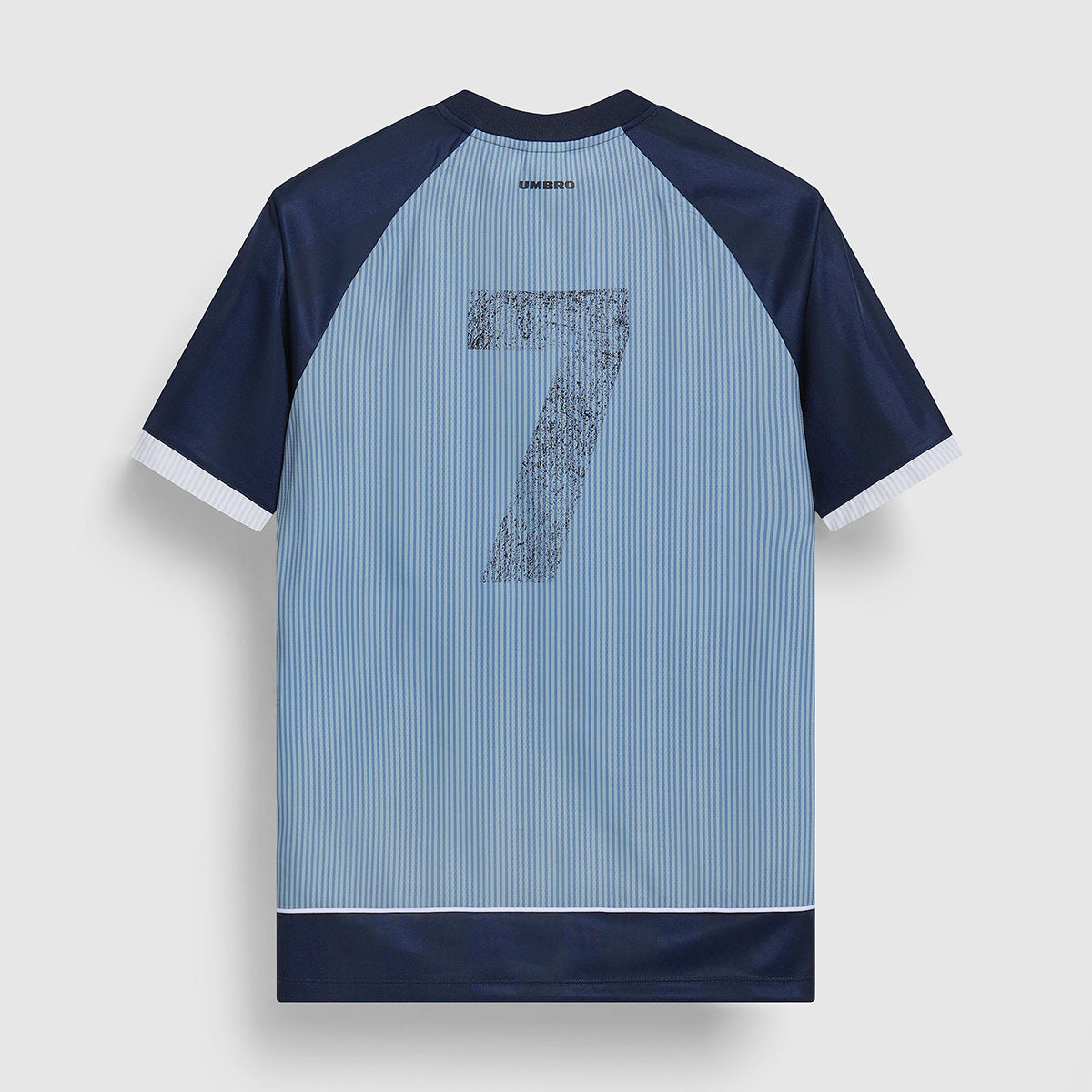 Umbro Panelled Raglan Shirt
