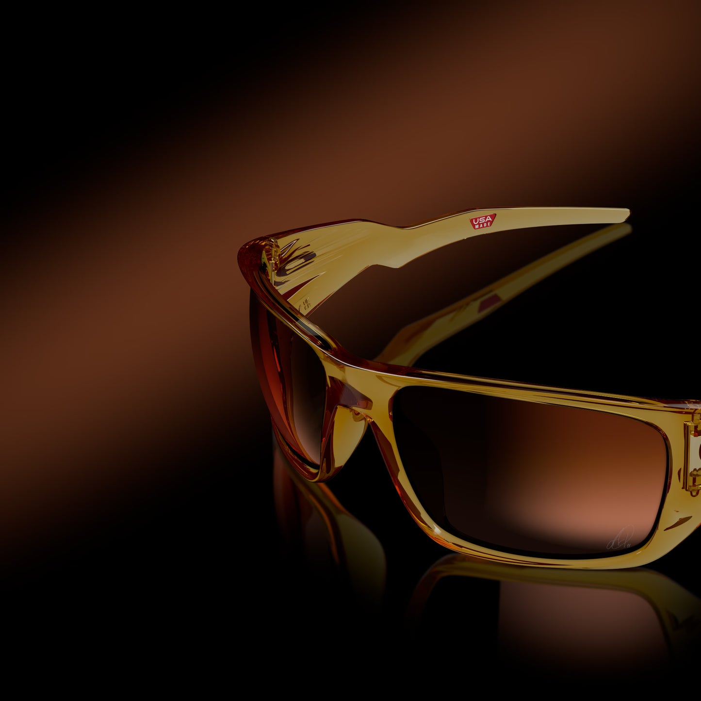 Oakley Masseter Alexia Putellas - Translucent Light Curry/Prism Brown Gradient