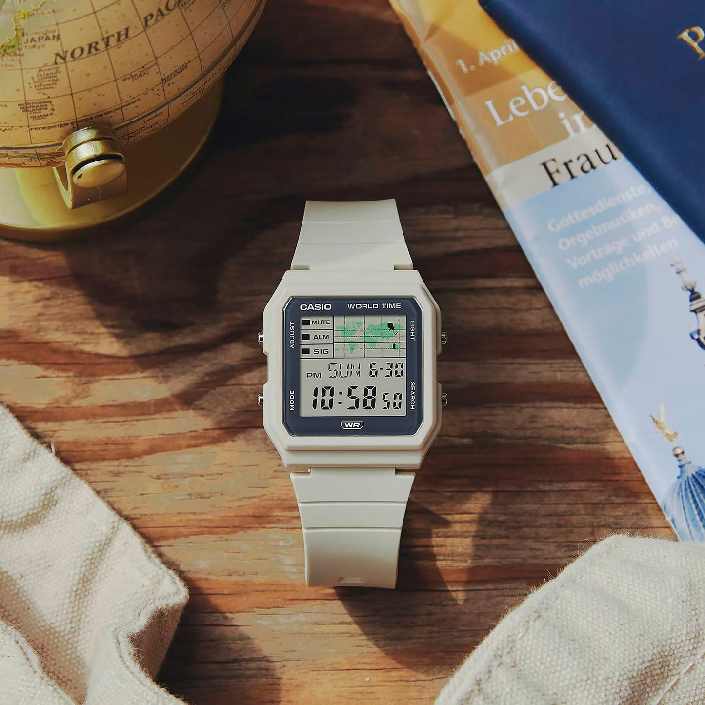 CASIO VINTAGE LF-30W-8AEF